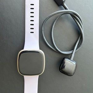 FitBit Versa 3 (Gently Used)